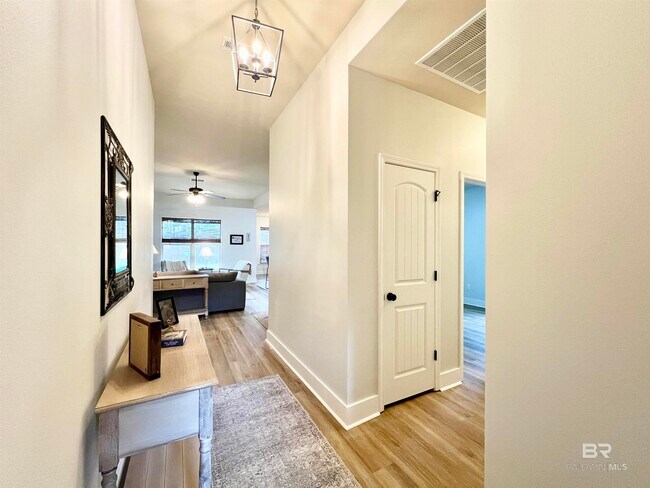 Foto del edificio - 14775 Sonoma Blvd