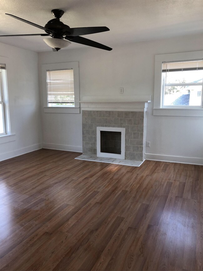 Building Photo - 5816 Marquita Ave