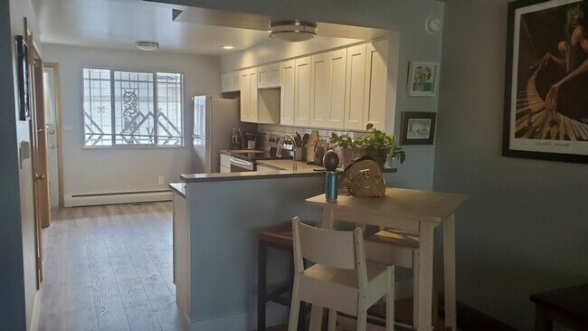 Foto del edificio - Charming 2BD, 1BA Wheat Ridge Duplex with 1-Car Garage