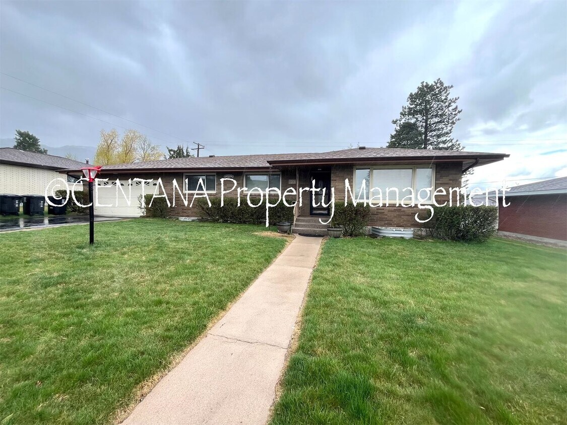 Primary Photo - Updated five bedroom home!