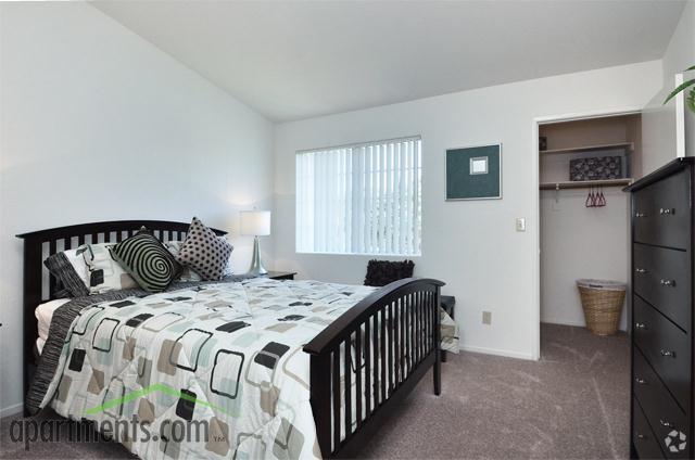 Bedroom - Riverview Springs