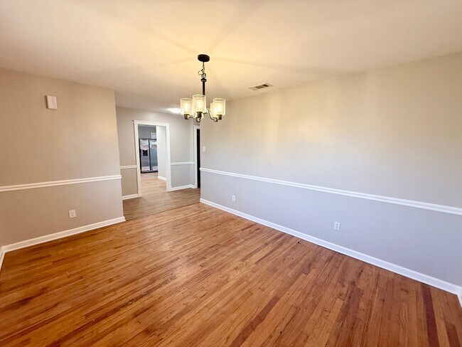 Foto del edificio - 207 Estates Dr