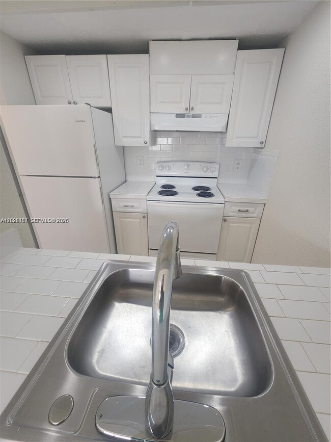Foto del edificio - 19600 SW 110th Ct