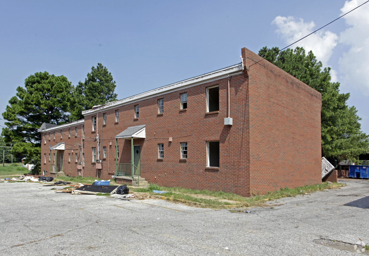 Primary Photo - Peachtree South Apartments