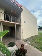 Building Photo - 6086 Forest Hill Blvd