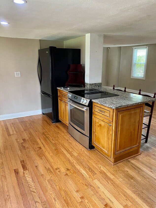 Foto principal - 119 Elm St