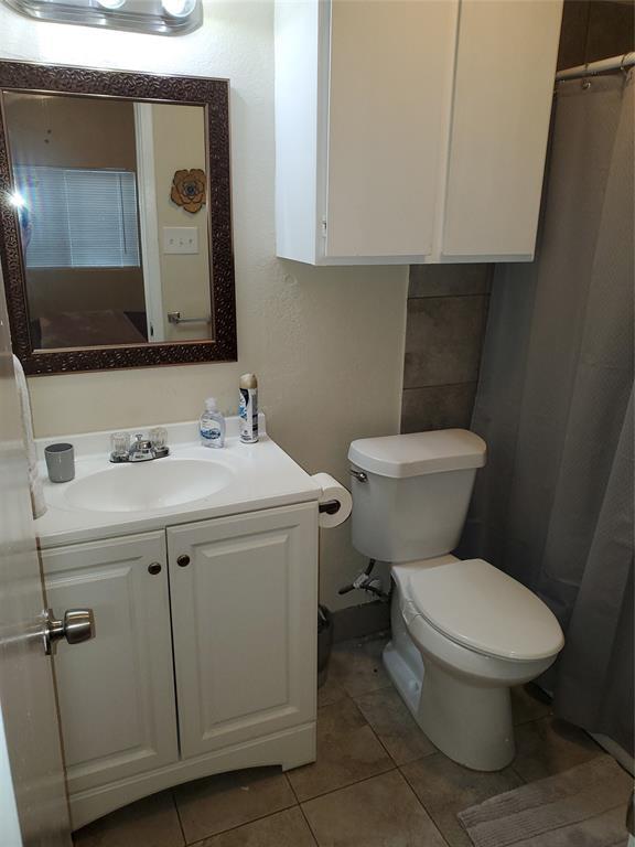 Foto del edificio - 8903 Pineridge Dr