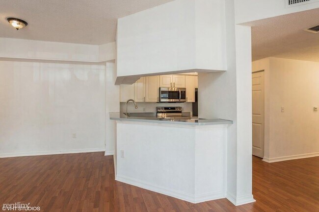 Building Photo - 3 br, 2 bath House - 2725 Anzio Ct Apt 102