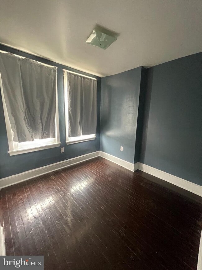 Foto del edificio - 3050 Livingston St