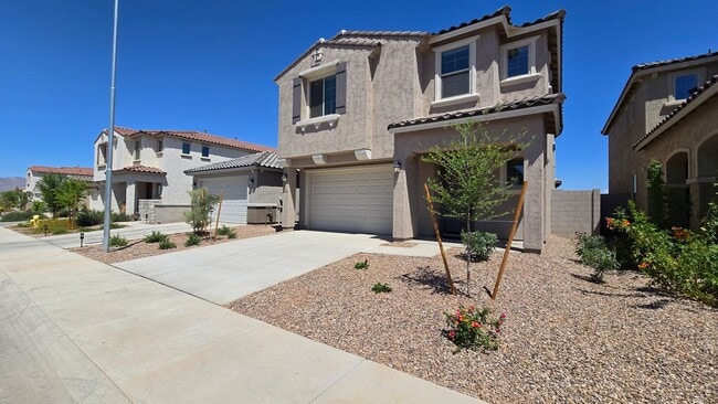 Building Photo - Brand new home!  Convenient to the 303 freeway!