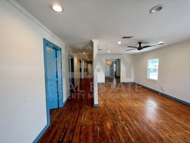 Foto del edificio - 4 Bedroom Home Near UL!