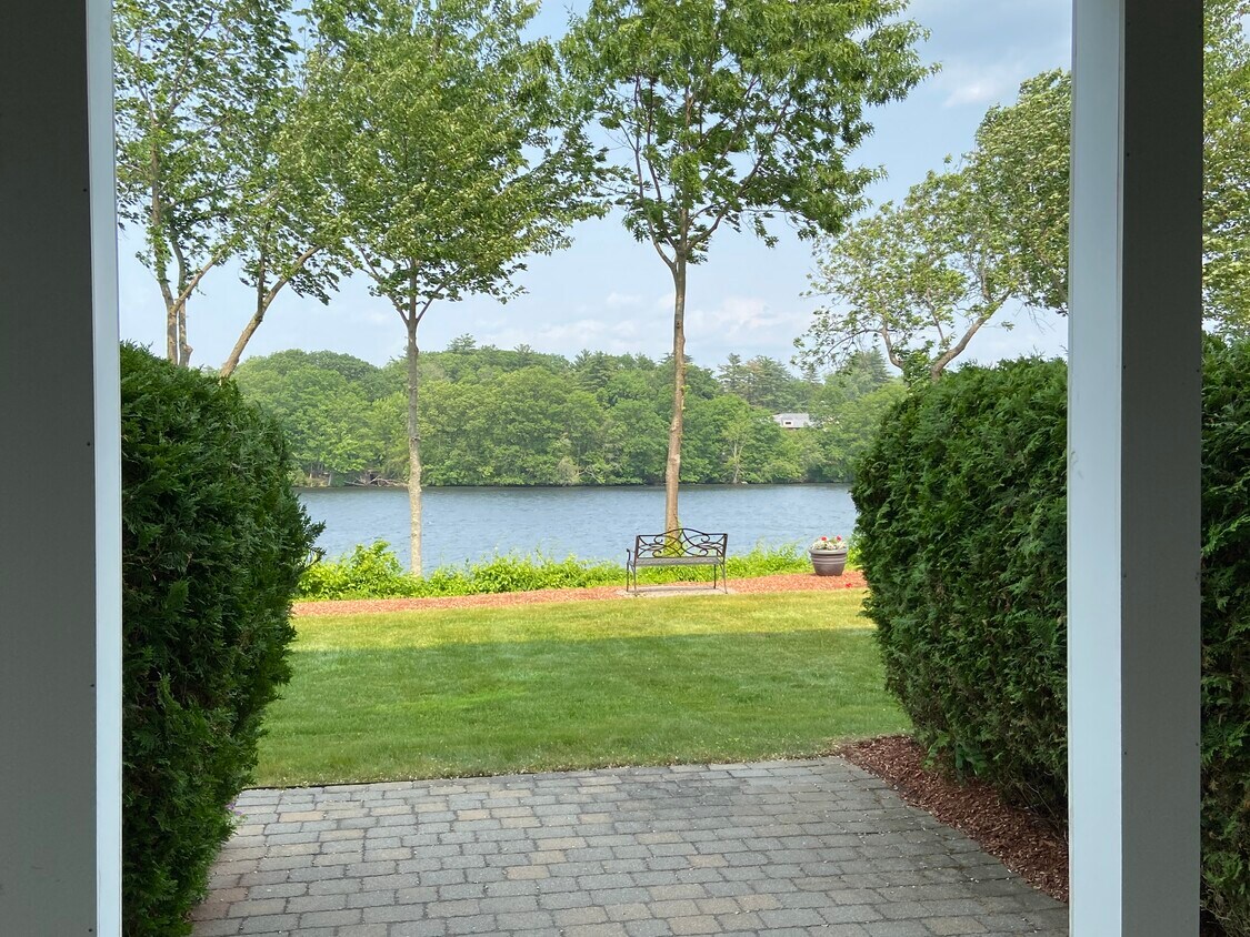 Building Photo - 55 River Front Dr