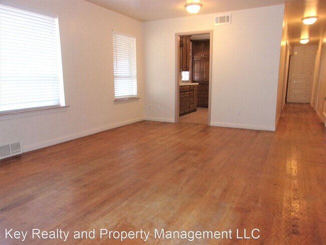 Foto del edificio - 3 br, 1.5 bath House - 3801 NW 57th St