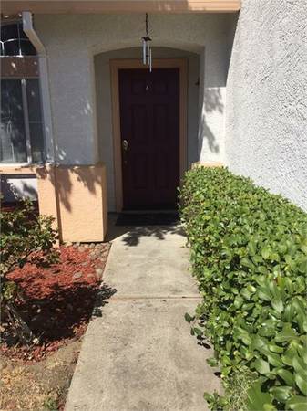 Foto principal - 3400 Mardi Gras Ct