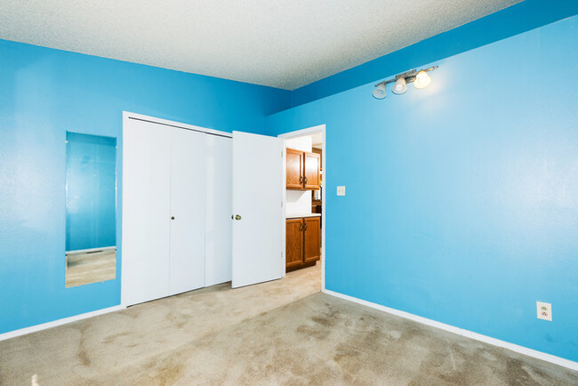 Building Photo - 5672 S Buckskin Pass Dr