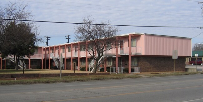 NorthTowne Apartaments - NorthTowne Apartments