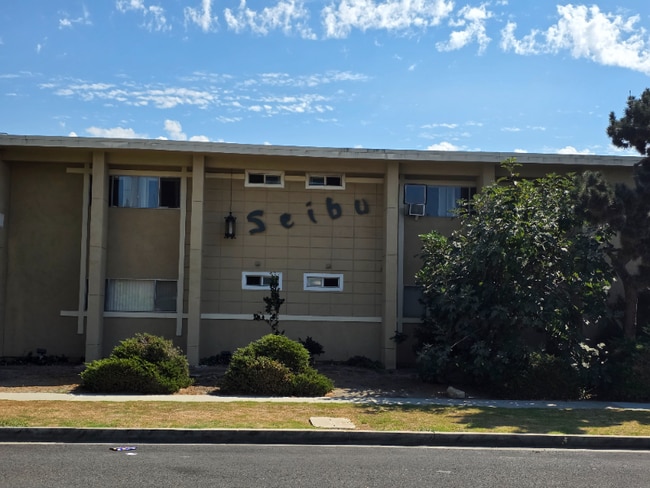 Building Photo - 11234 Pangborn Ave