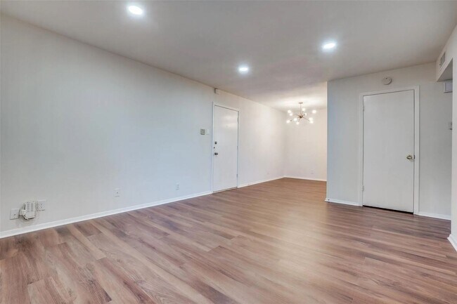 Foto del edificio - Beautiful 1 Bedroom 1 Bathroom  Available