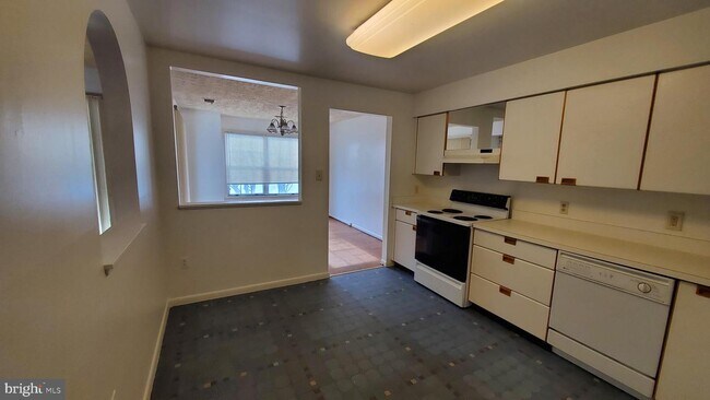 Foto del edificio - 2211 Woodbox Ln
