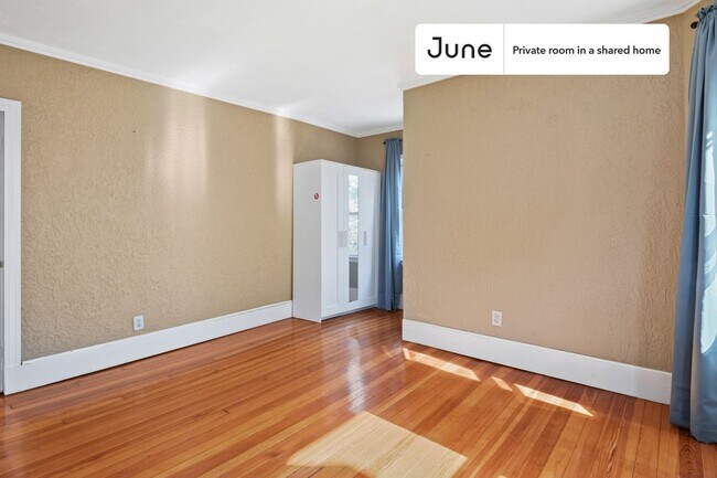Foto del edificio - Room in Shared 6 bed/2 bath home in Allston