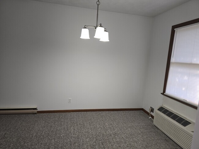 Foto del edificio - 193 S Quentin Rd