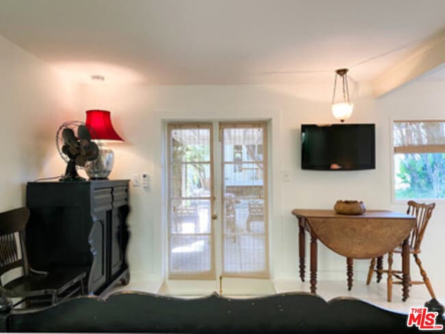 Foto del edificio - 1602 Courtney Ave