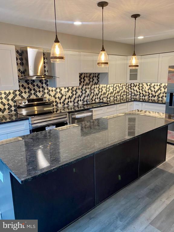Foto del edificio - 2402 Winterbridge Ln