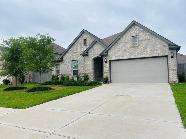 Building Photo - 3708 Rock Ledge Dr