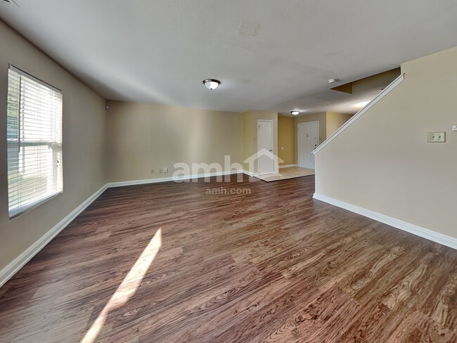 Foto del edificio - 11325 Congaree Way