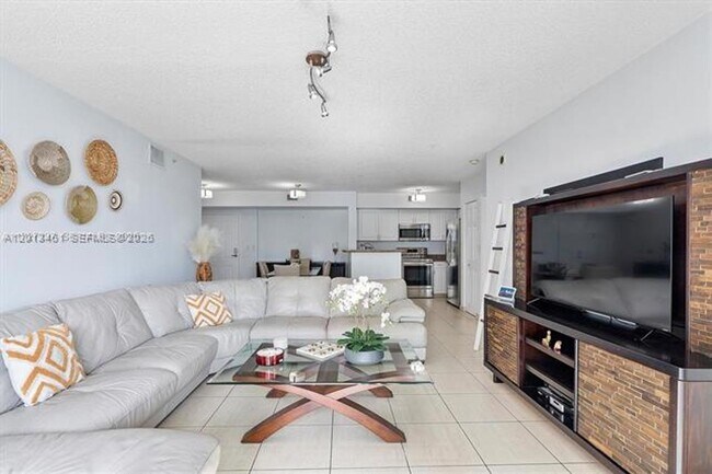 Foto del edificio - 1155 Brickell Bay Dr