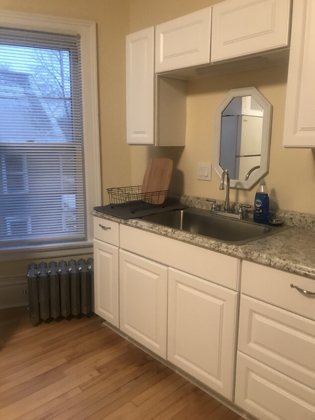 Foto principal - 1207 Vilas Ave