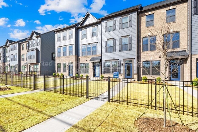 Building Photo - 2833 Statesville Ave