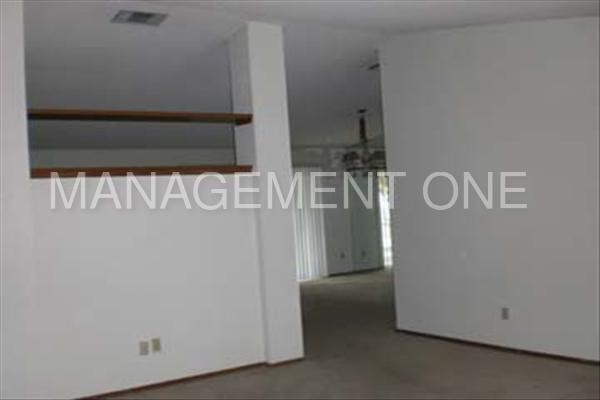 Foto del edificio - 24925 Nogal St