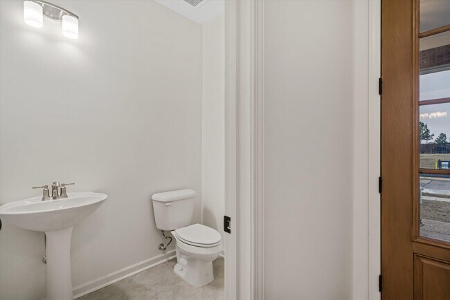 Foto del edificio - 300 Maple St