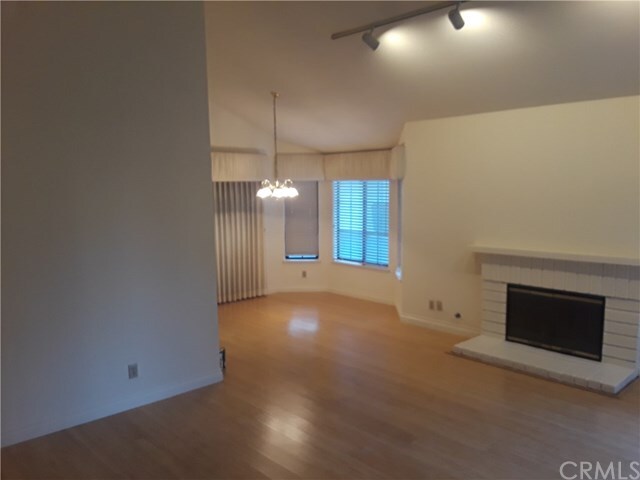 Foto del edificio - 2 Ash Creek Ln