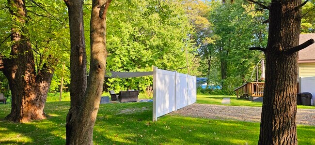 Foto del edificio - W2RBB LLC