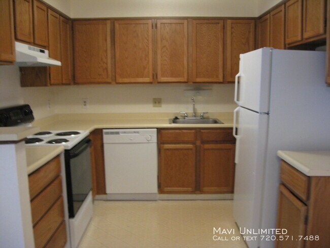 Foto del edificio - 3295 S Ammons St