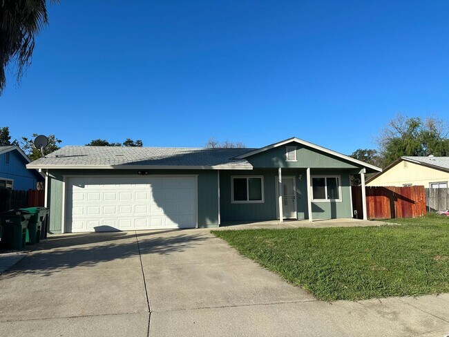 Foto del edificio - Cute well maintained home, convenient Anderson location