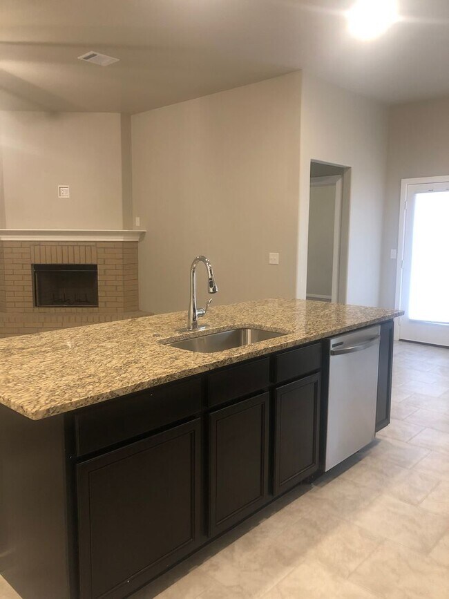 Foto del edificio - Brand New Home in Hertiage Hills 3/2/2