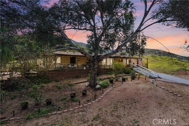 Foto principal - 20617 Grand Ave