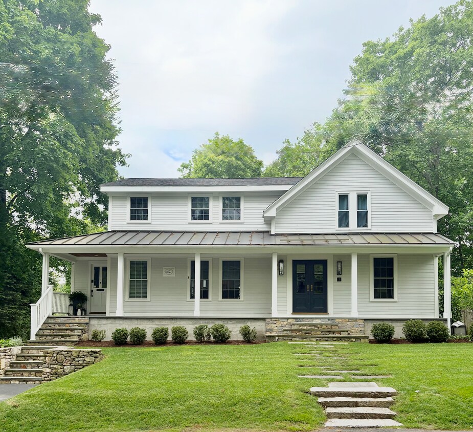 Exterior - 41 Howe St