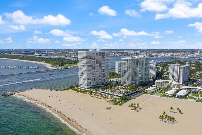 Foto del edificio - 2100 S Ocean Ln