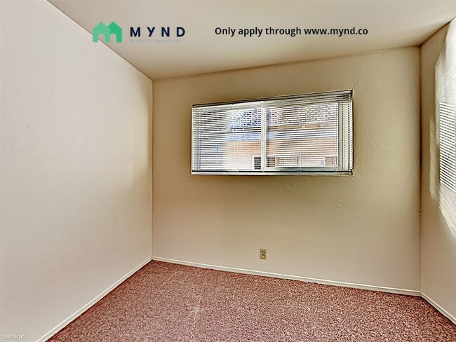 Building Photo - 2 br, 1 bath  - 427 S 5th St Apt 8 8