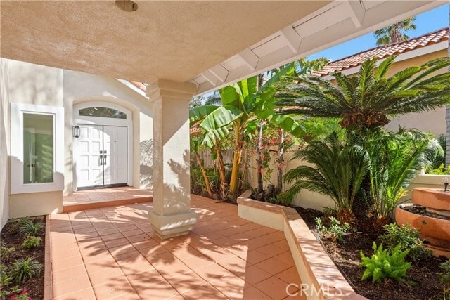 Building Photo - 19 Tierra Vista