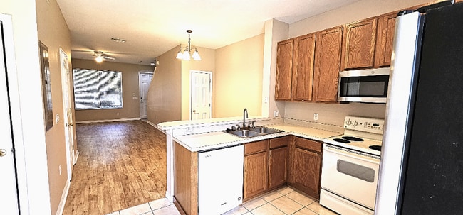 Building Photo - 8775 Christie Dr