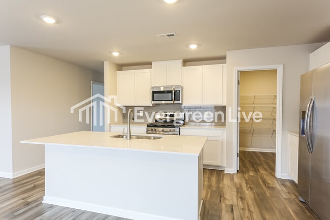 Foto del edificio - ready now