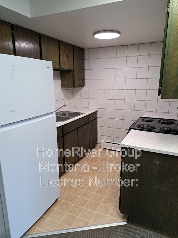 Foto del edificio - 707 SW Higgins Ave