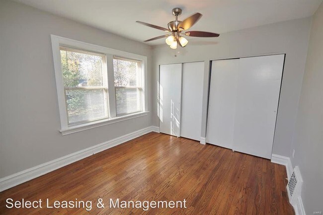 Foto del edificio - 3457 Lawn Ave