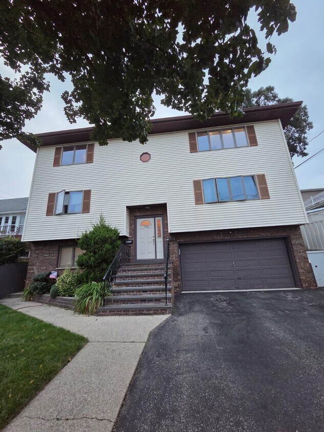 Foto principal - 730 5th St