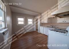 Foto del edificio - 6812 NW 37th St